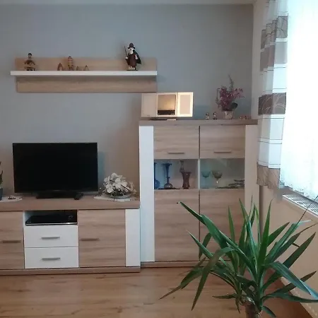 Einenkel Apartment *