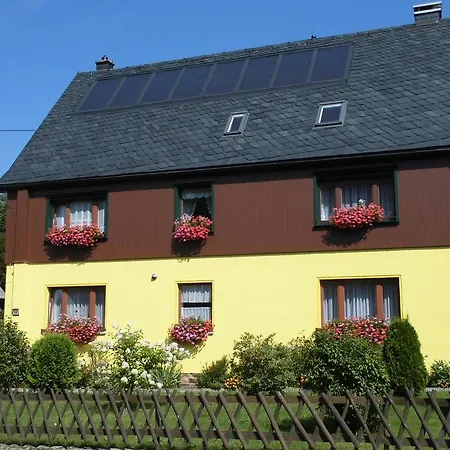 Einenkel Apartment *